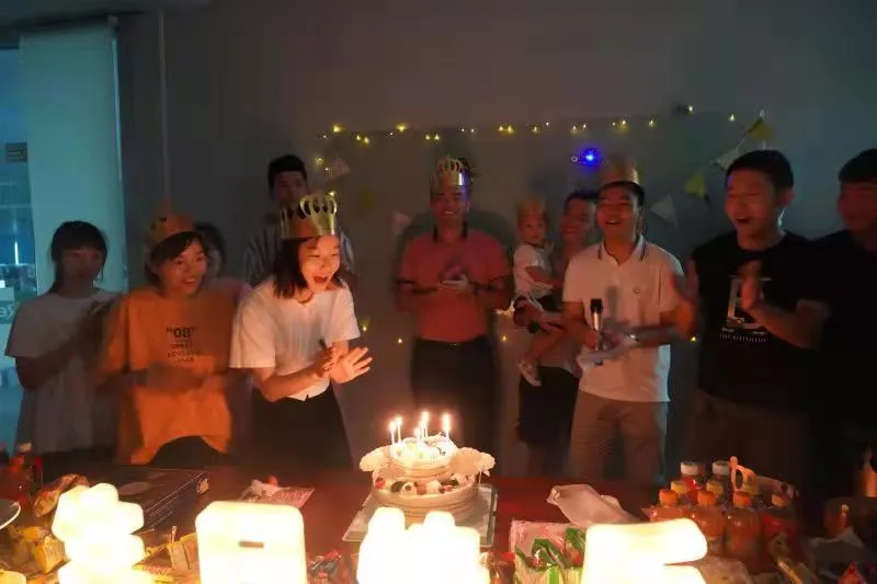 Reeman Robot Mid-Rudens festivāla ballīte&Septembra dzimšanas dienas ballīte